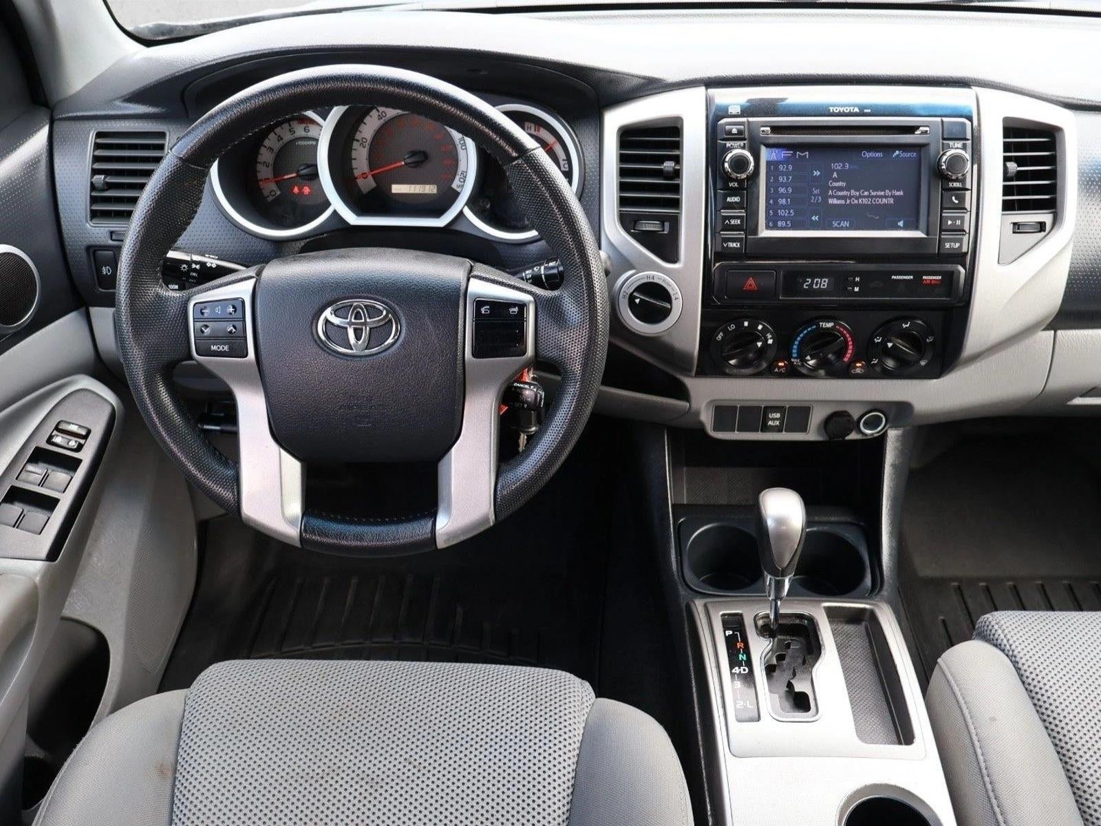 2013 Toyota Tacoma 4WD Double Cab Short Bed V6 Automatic (Natl)