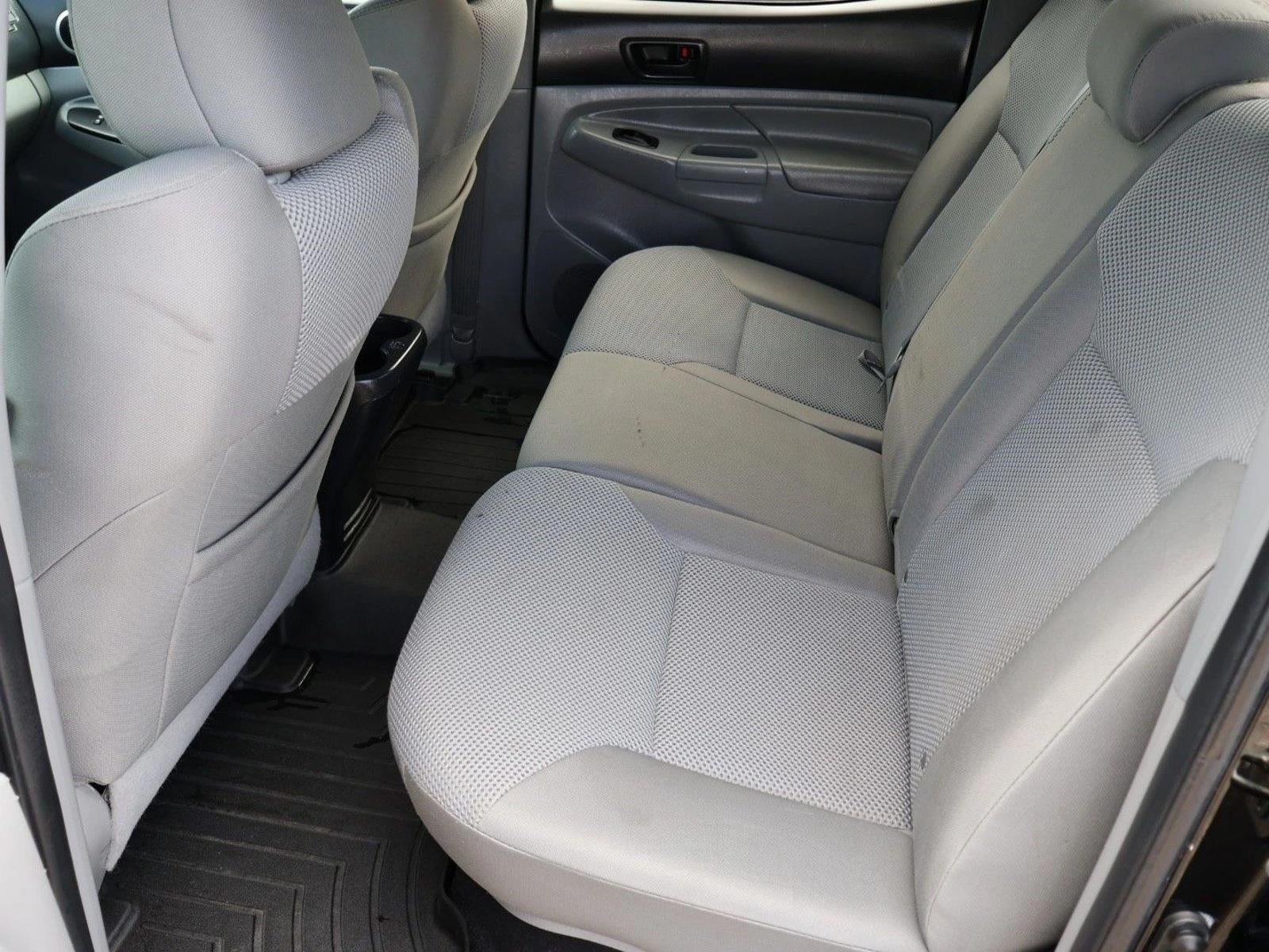 2013 Toyota Tacoma 4WD Double Cab Short Bed V6 Automatic (Natl)