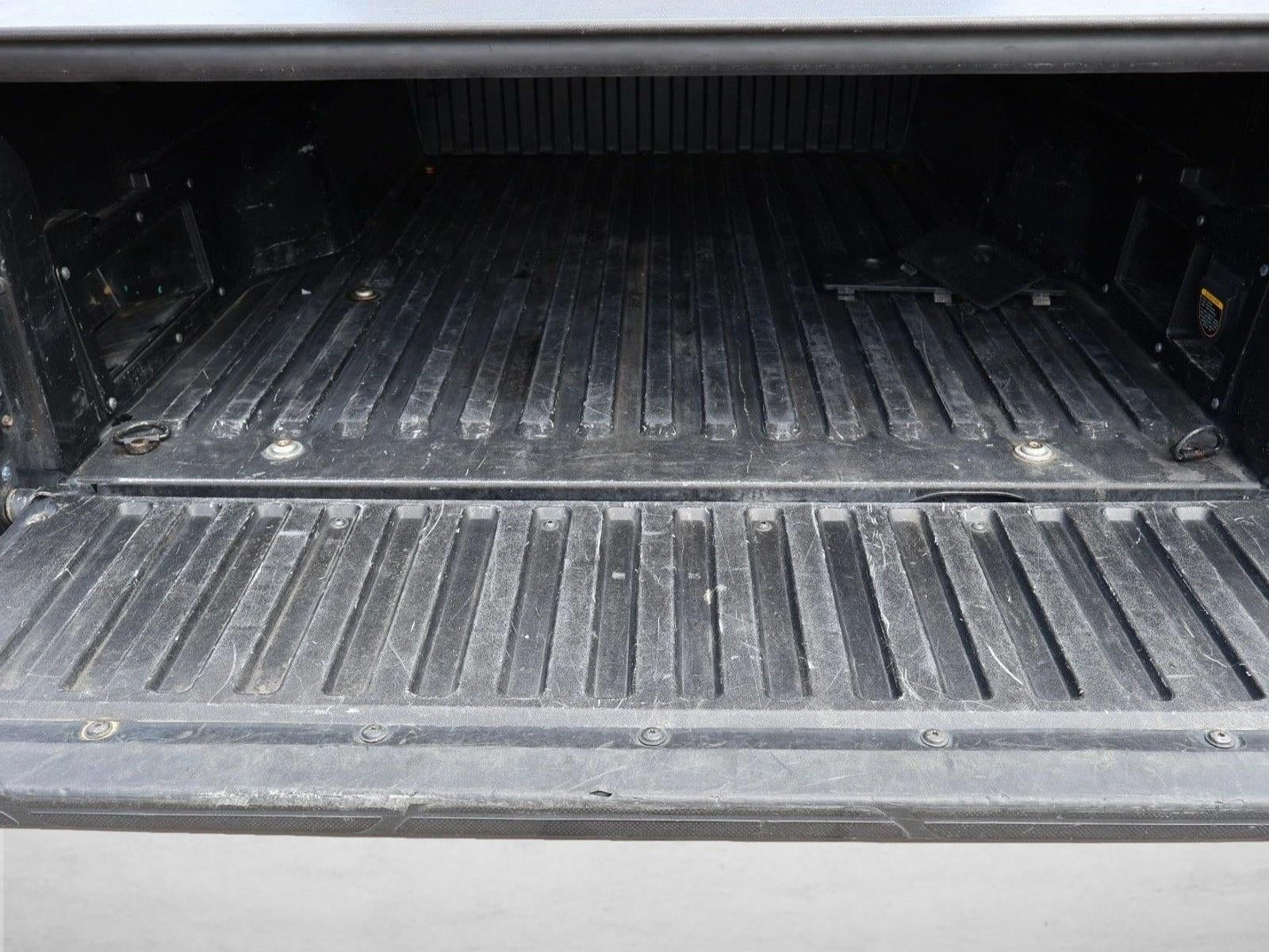 2013 Toyota Tacoma 4WD Double Cab Short Bed V6 Automatic (Natl)