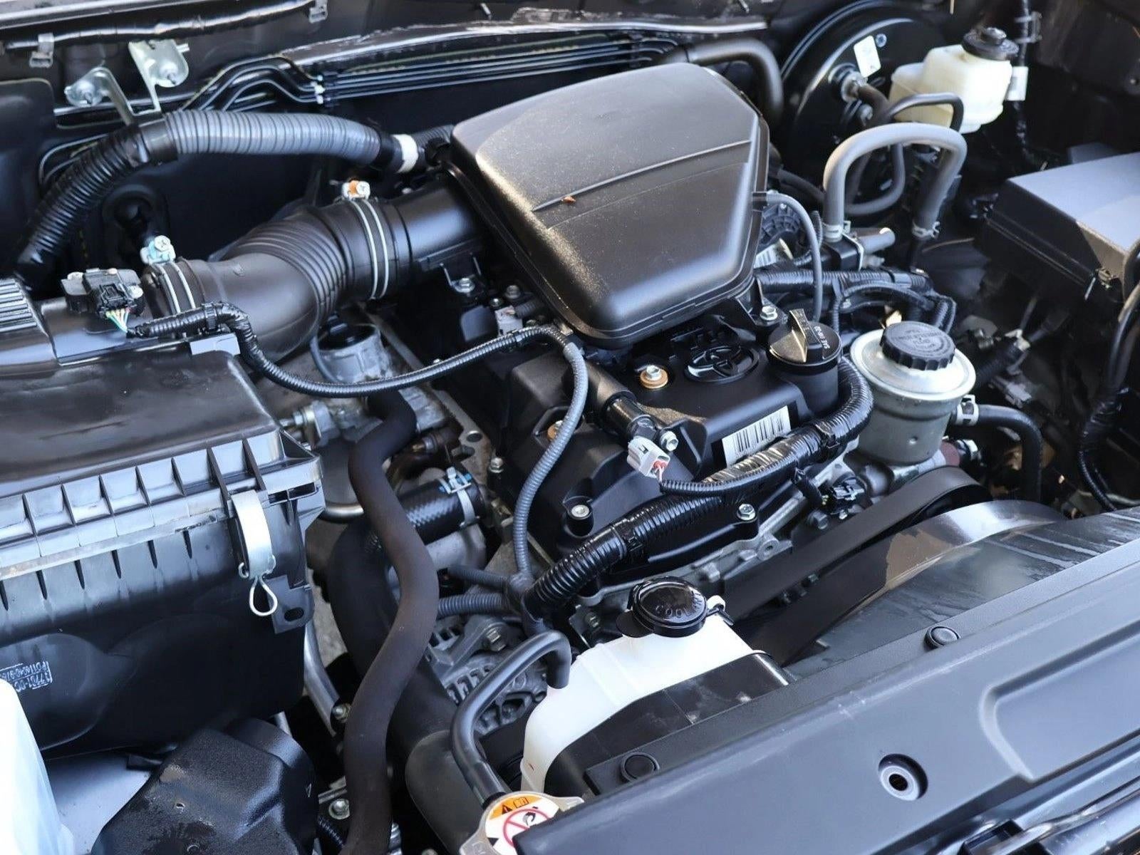 2020 Toyota Tacoma 4WD 4WD SR Access Cab 6' Bed I4 AT (Natl)