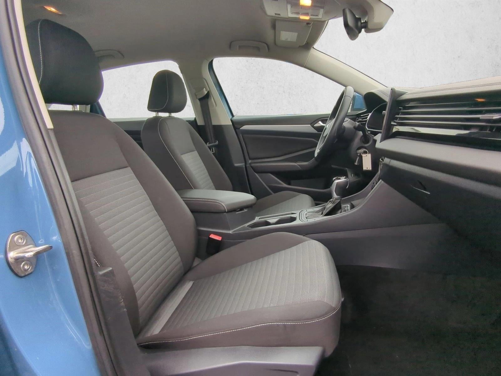 2025 Volkswagen Jetta S Auto