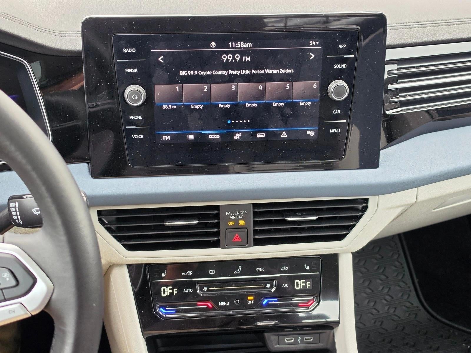 2025 Volkswagen Jetta SE Auto