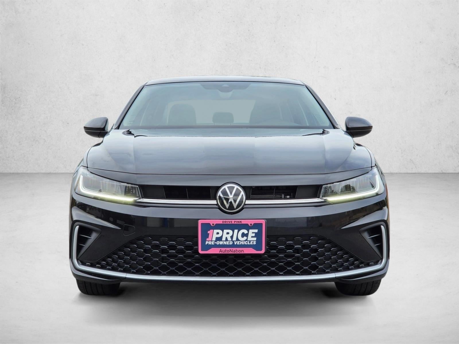 2025 Volkswagen Jetta SE Auto