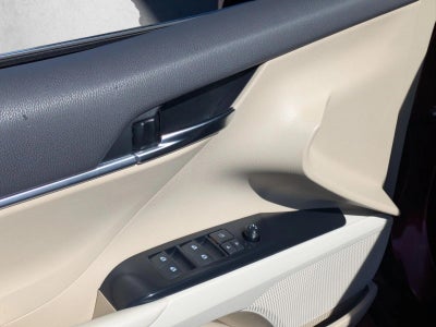 2019 Toyota Camry LE Auto (Natl)
