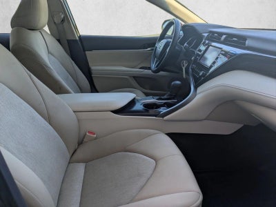 2019 Toyota Camry LE Auto (Natl)
