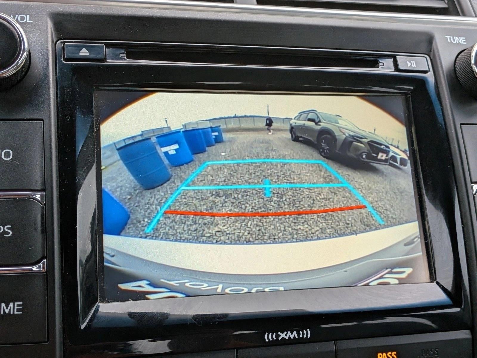 2017 Toyota Camry Hybrid LE CVT (Natl)