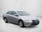2017 Toyota Camry Hybrid LE CVT (Natl)