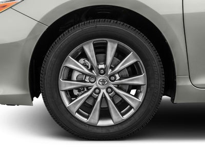 2017 Toyota Camry Hybrid LE CVT (Natl)