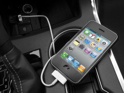 2017 Toyota Camry Hybrid LE CVT (Natl)