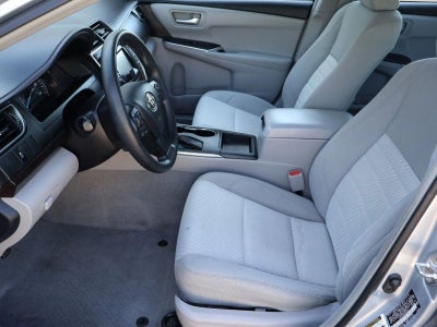 2015 Toyota Camry 4dr Sdn I4 Auto LE (SE)