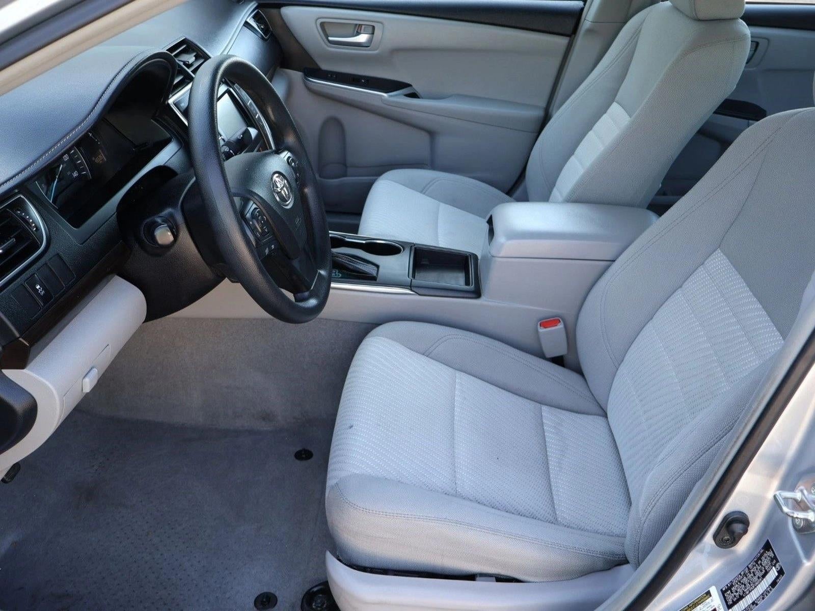 2015 Toyota Camry 4dr Sdn I4 Auto LE (SE)