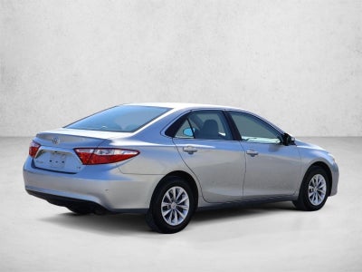 2015 Toyota Camry 4dr Sdn I4 Auto LE (SE)