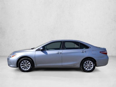 2015 Toyota Camry 4dr Sdn I4 Auto LE (SE)