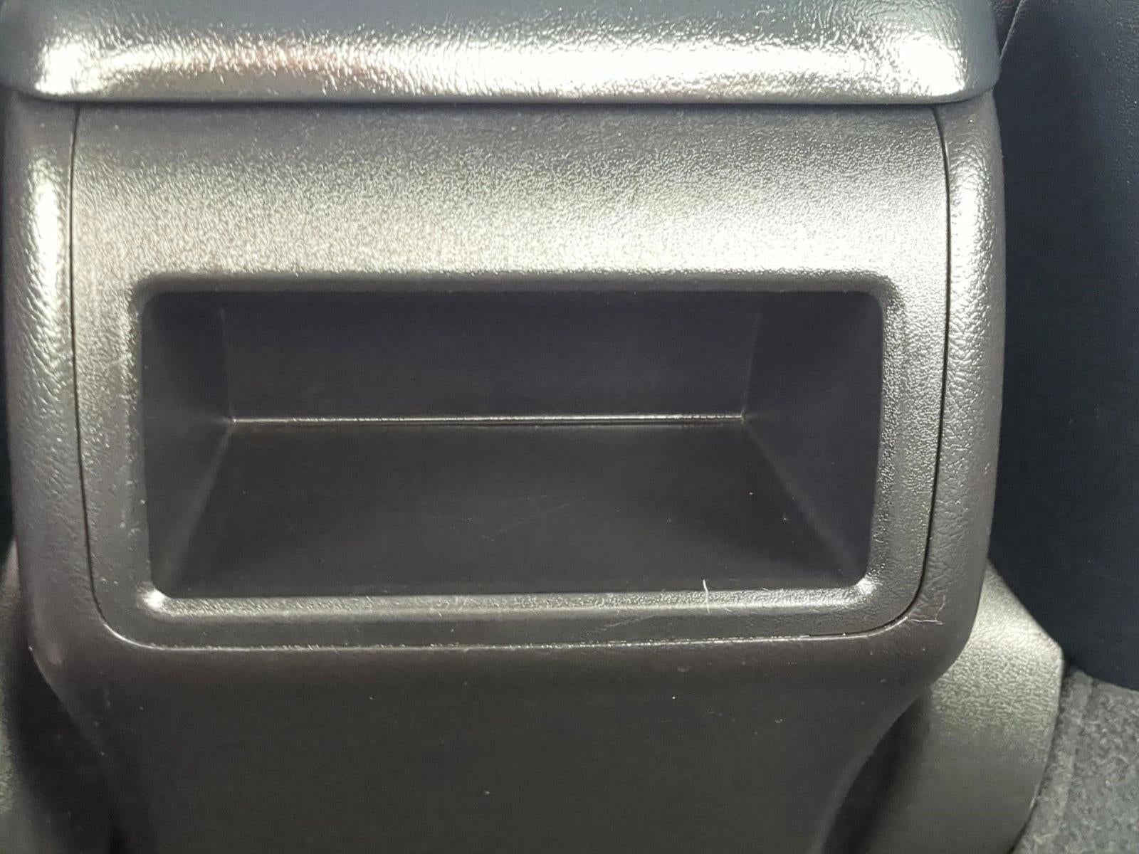 2015 Toyota Camry 4dr Sdn I4 Auto SE (SE)