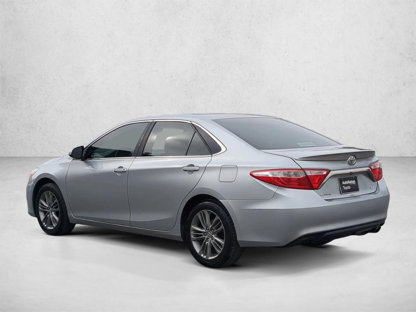 2015 Toyota Camry 4dr Sdn I4 Auto SE (SE)