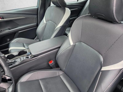 2025 Toyota Camry SE (SE)