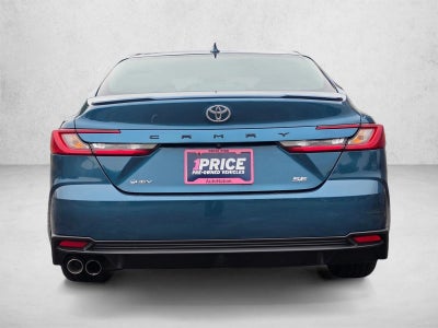 2025 Toyota Camry SE (SE)