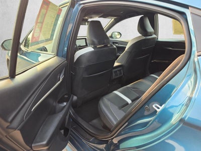 2025 Toyota Camry SE (SE)