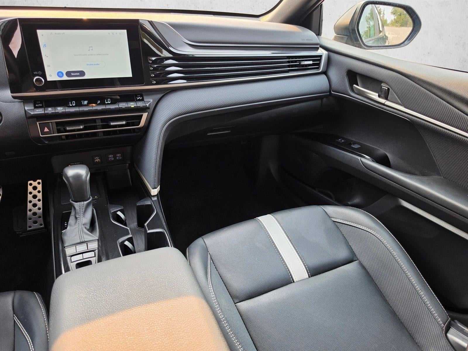 2025 Toyota Camry SE (SE)
