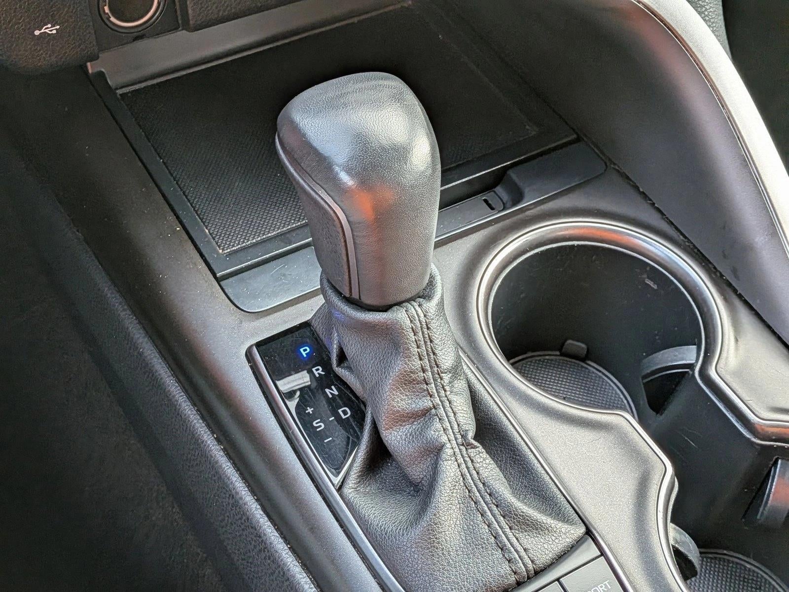 2023 Toyota Camry SE Auto (SE)