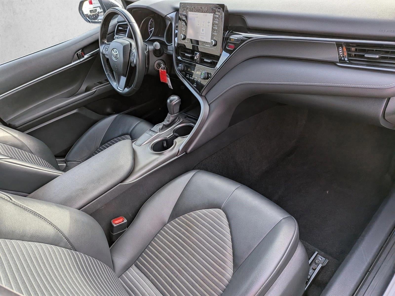 2023 Toyota Camry SE Auto (SE)