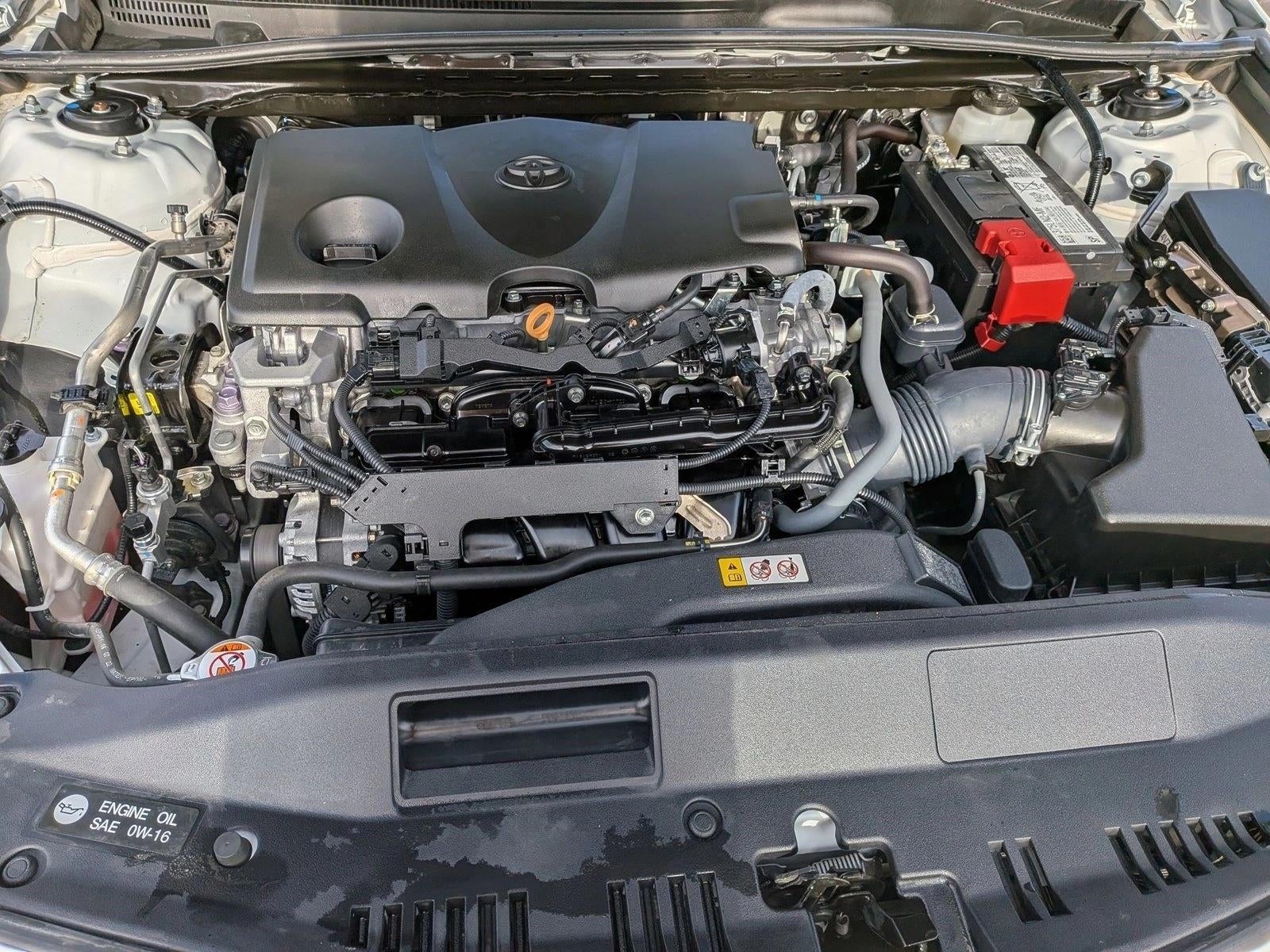 2023 Toyota Camry SE Auto (SE)