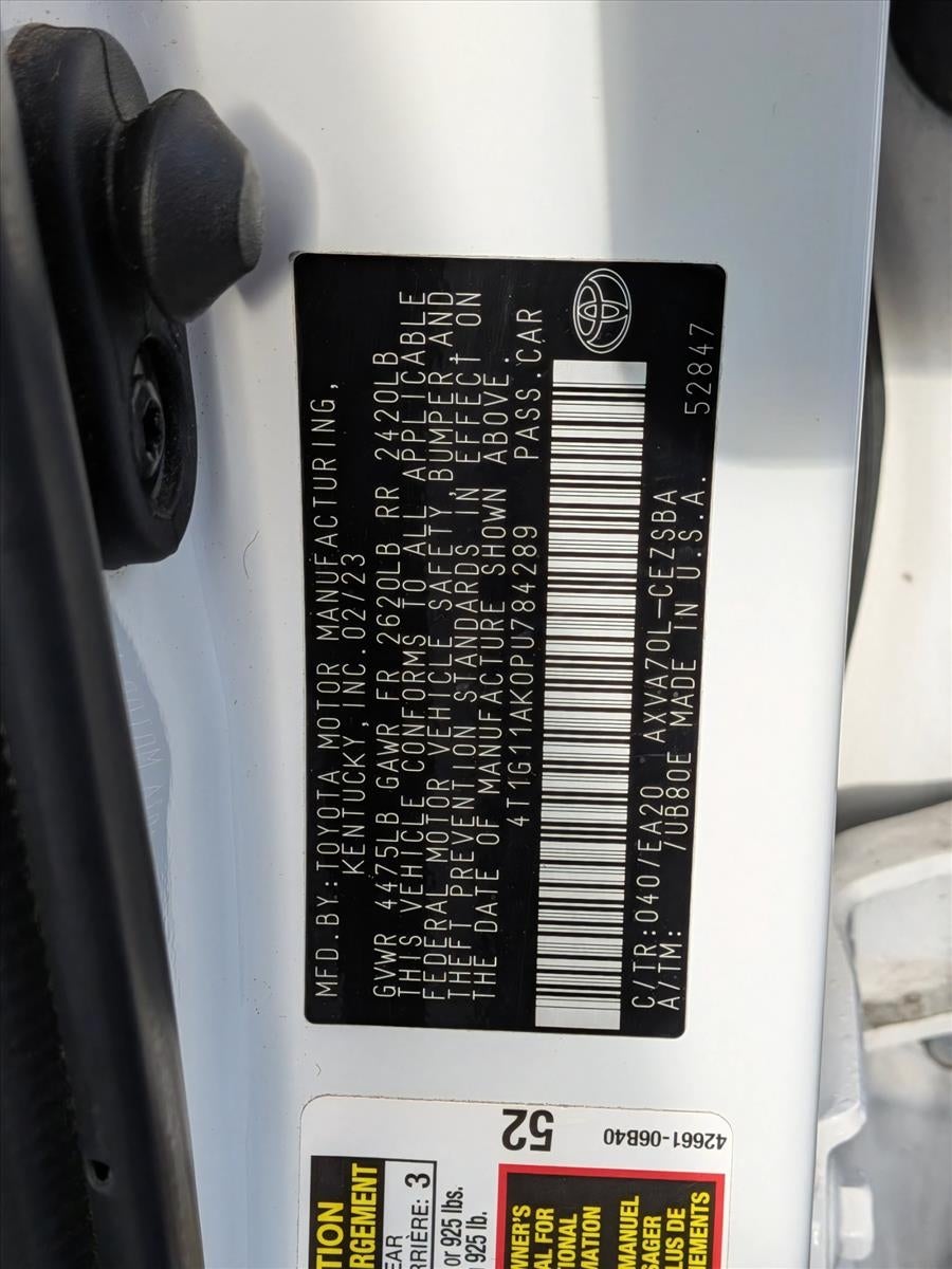 2023 Toyota Camry SE Auto (SE)