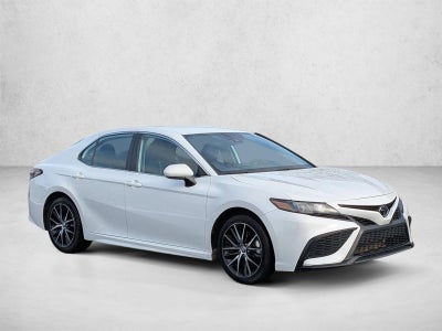 2023 Toyota Camry SE Auto (SE)