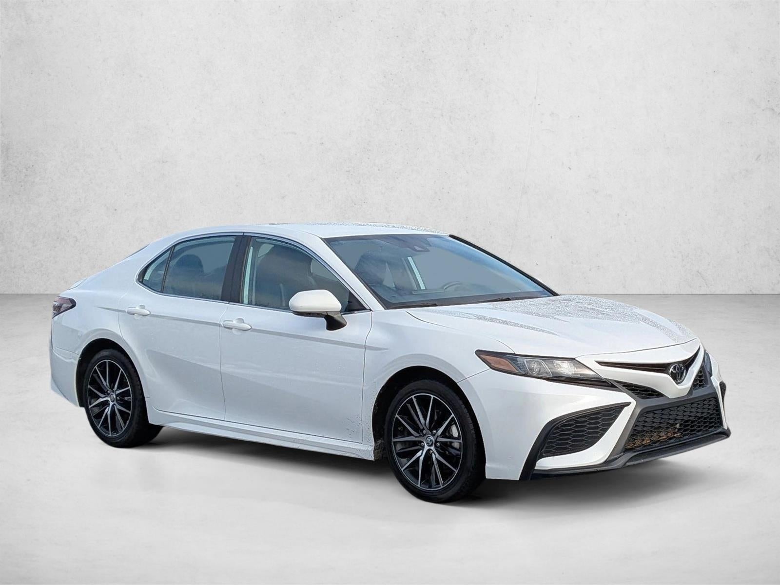 2023 Toyota Camry SE Auto (SE)