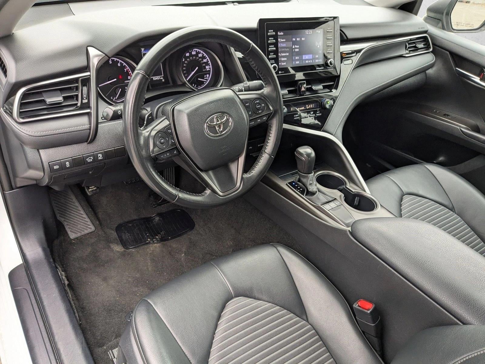 2023 Toyota Camry SE Auto (SE)