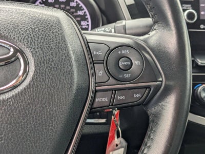 2023 Toyota Camry SE Auto (SE)