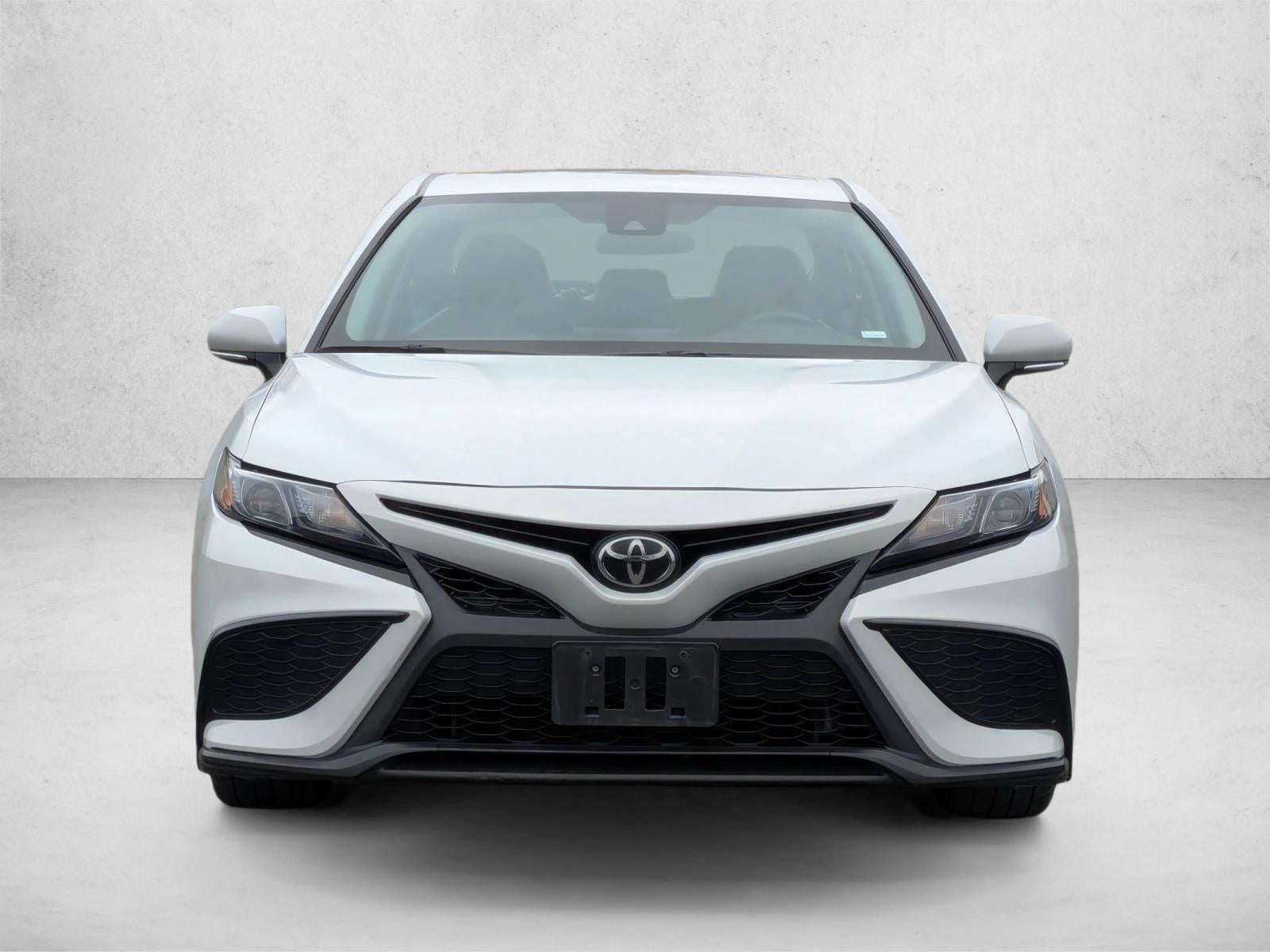 2023 Toyota Camry SE Auto (SE)