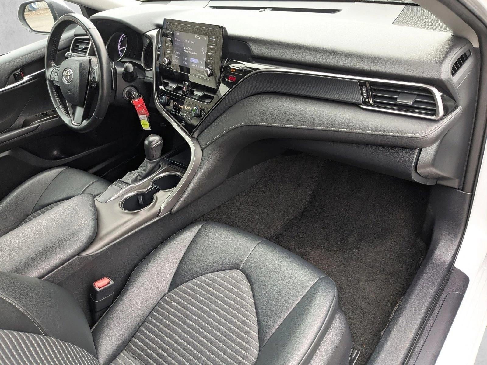 2023 Toyota Camry SE Auto (SE)