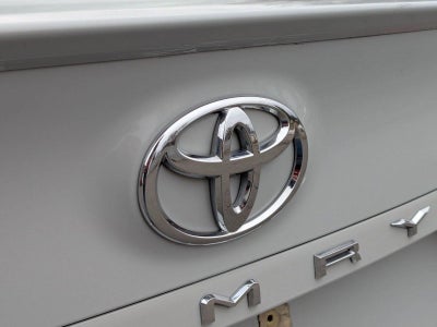 2023 Toyota Camry SE Auto (SE)