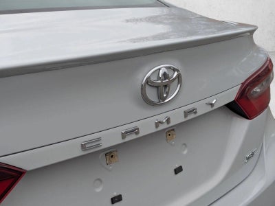 2023 Toyota Camry SE Auto (SE)