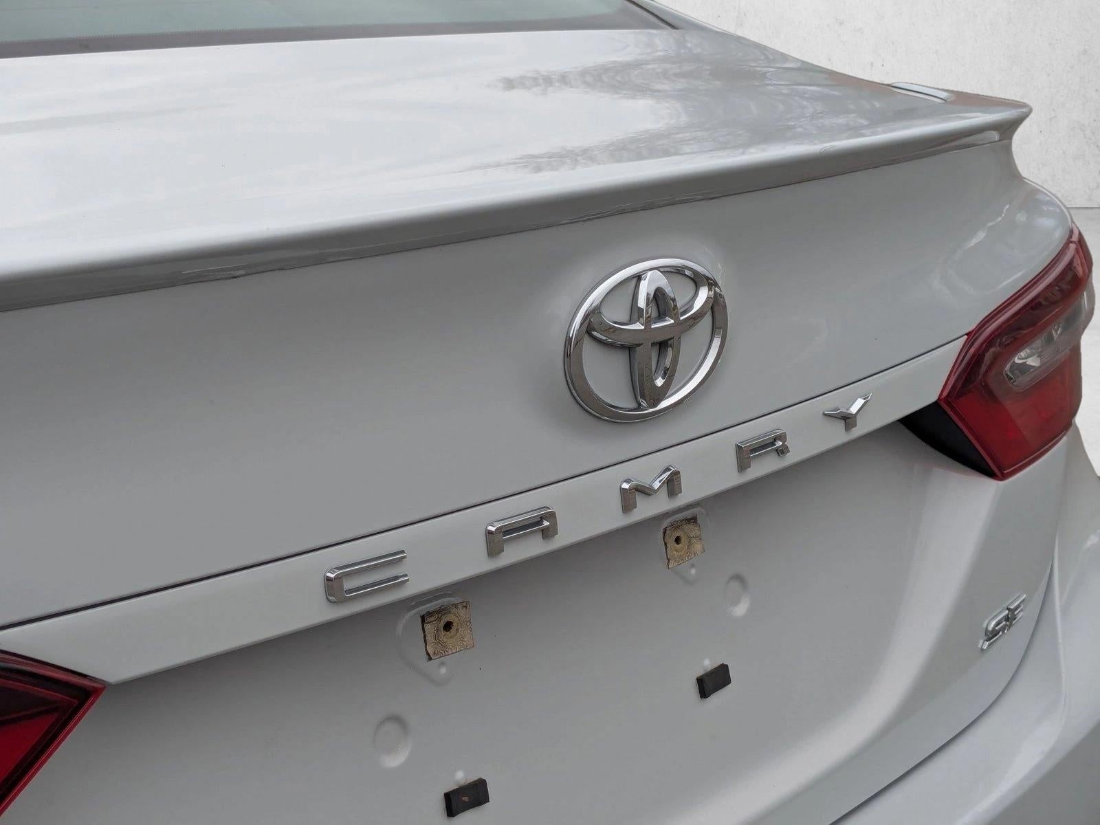 2023 Toyota Camry SE Auto (SE)