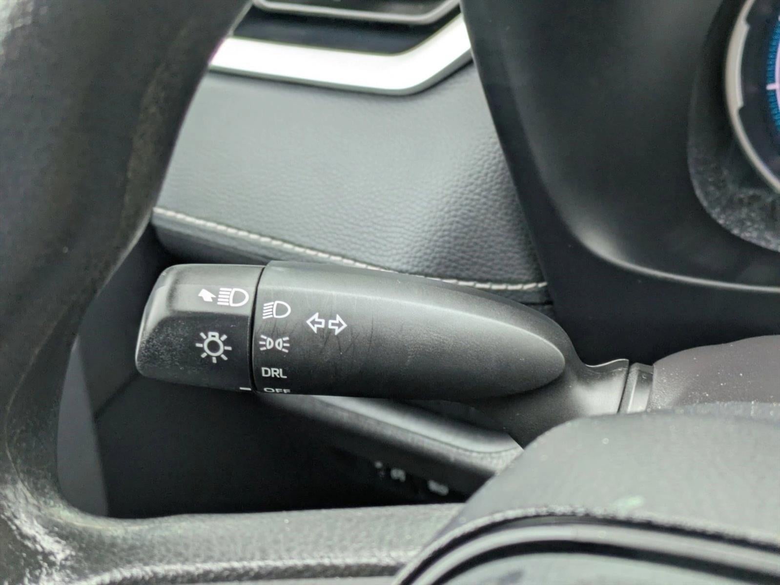 2025 Toyota RAV4 Hybrid LE AWD (Natl)