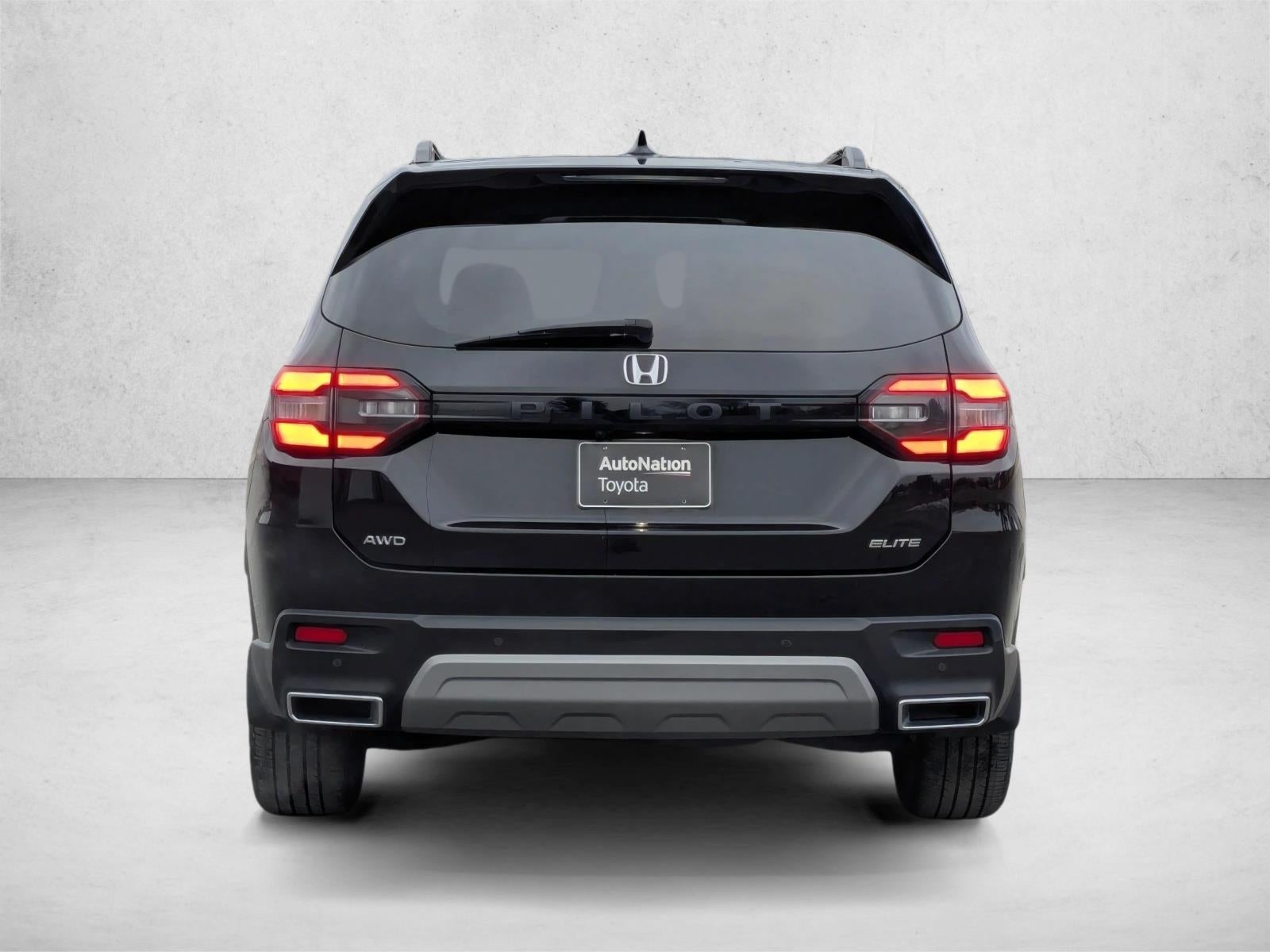 2023 Honda Pilot Elite AWD