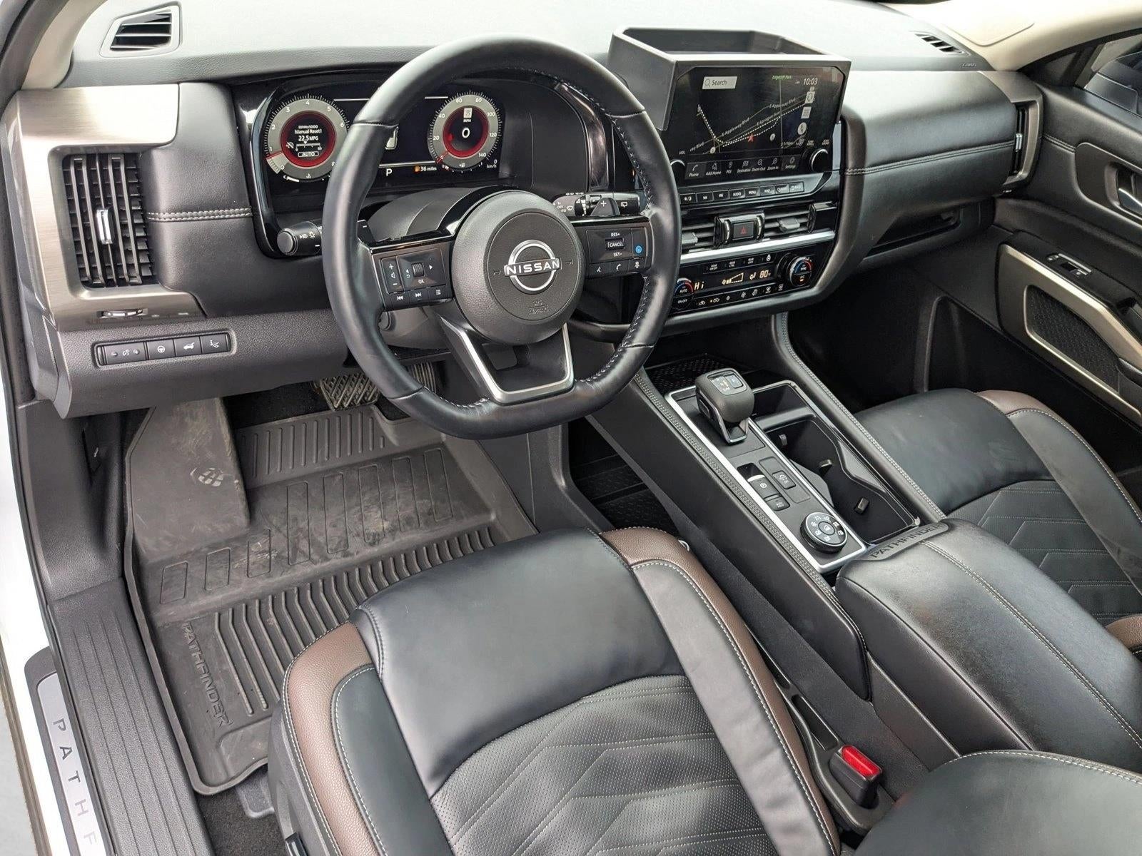 2025 Nissan Pathfinder Platinum 4WD