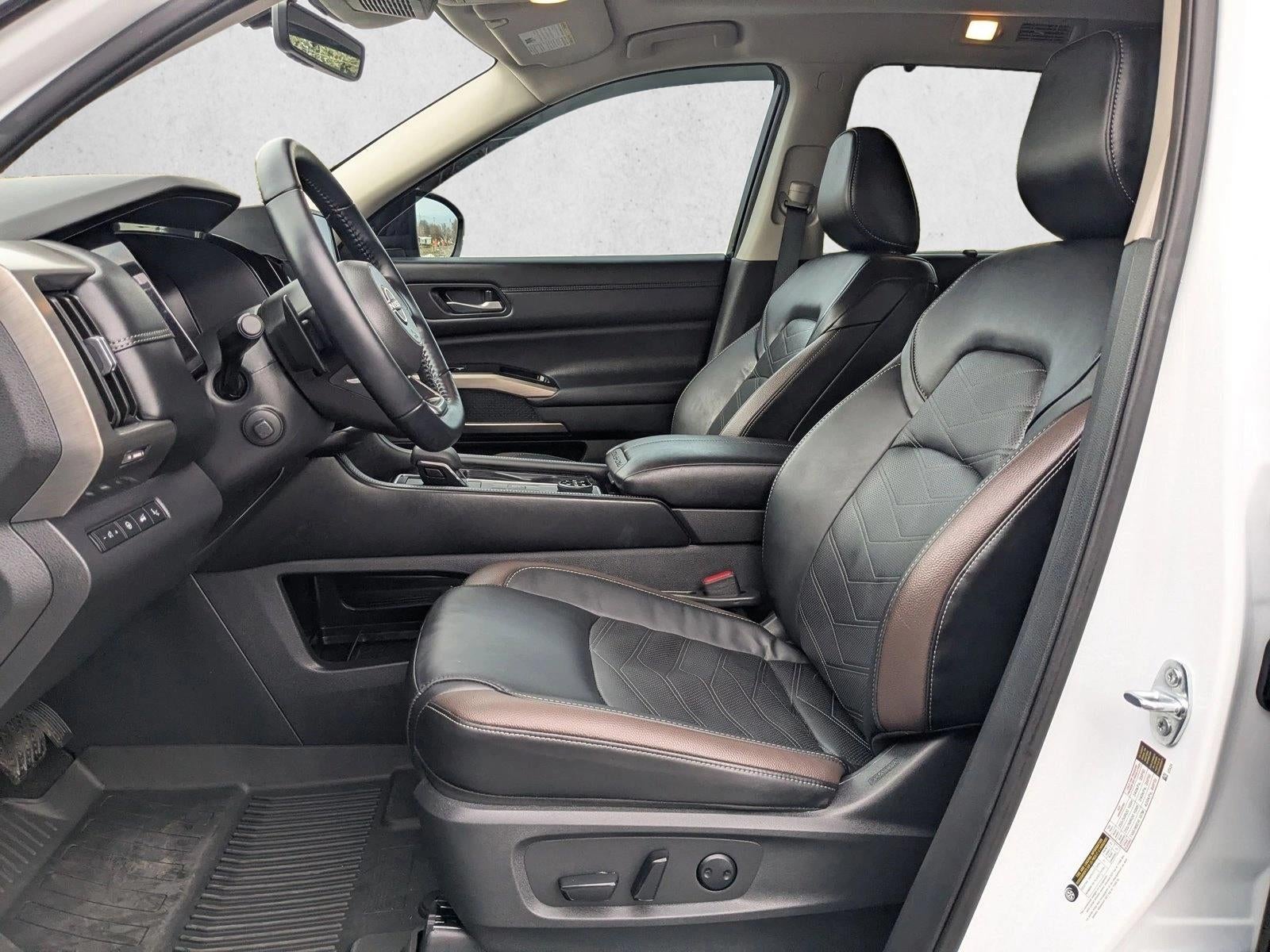 2025 Nissan Pathfinder Platinum 4WD