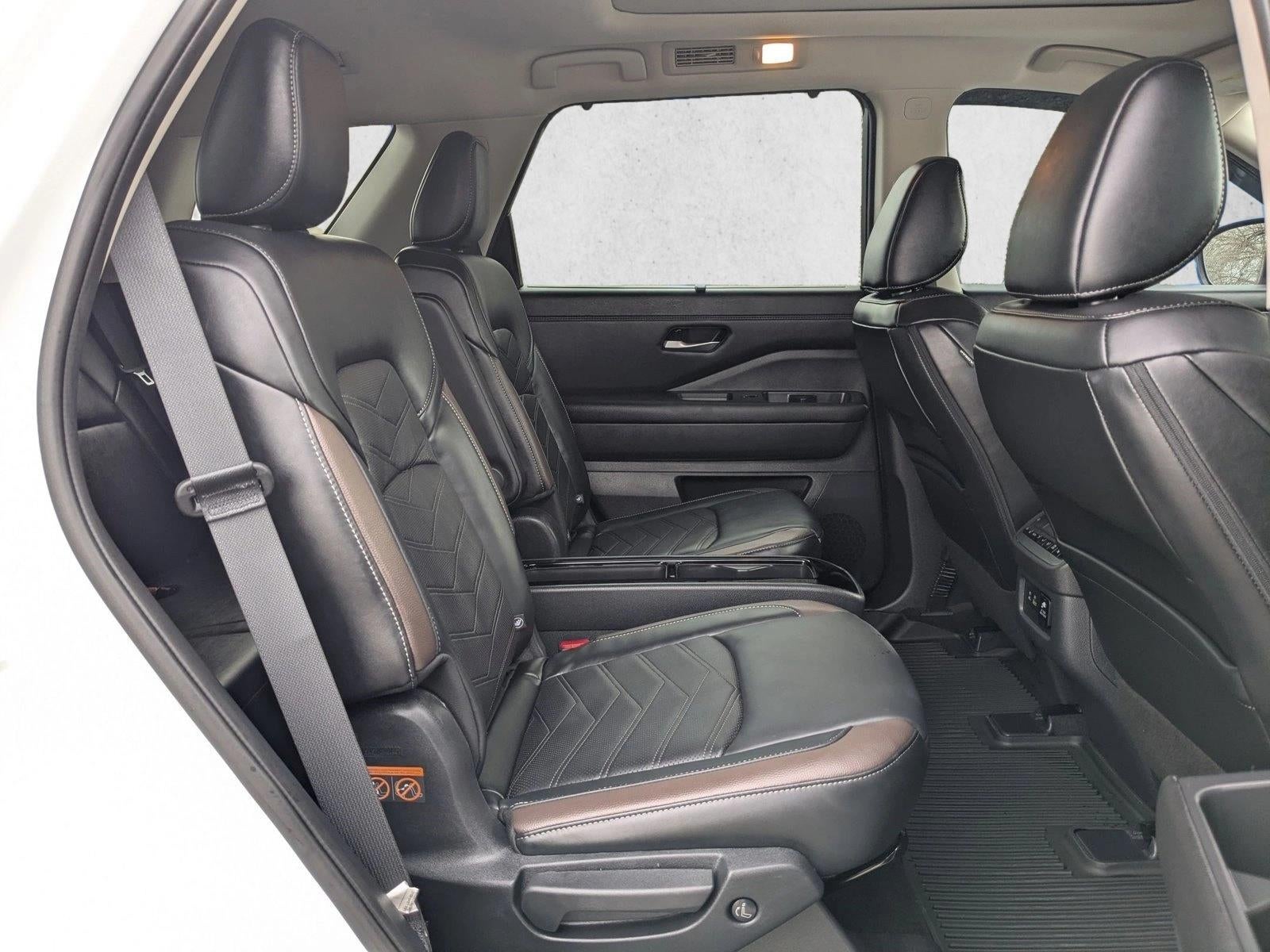 2025 Nissan Pathfinder Platinum 4WD