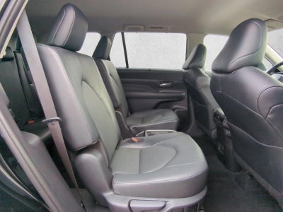 2025 Toyota Grand Highlander XLE AWD (Natl)