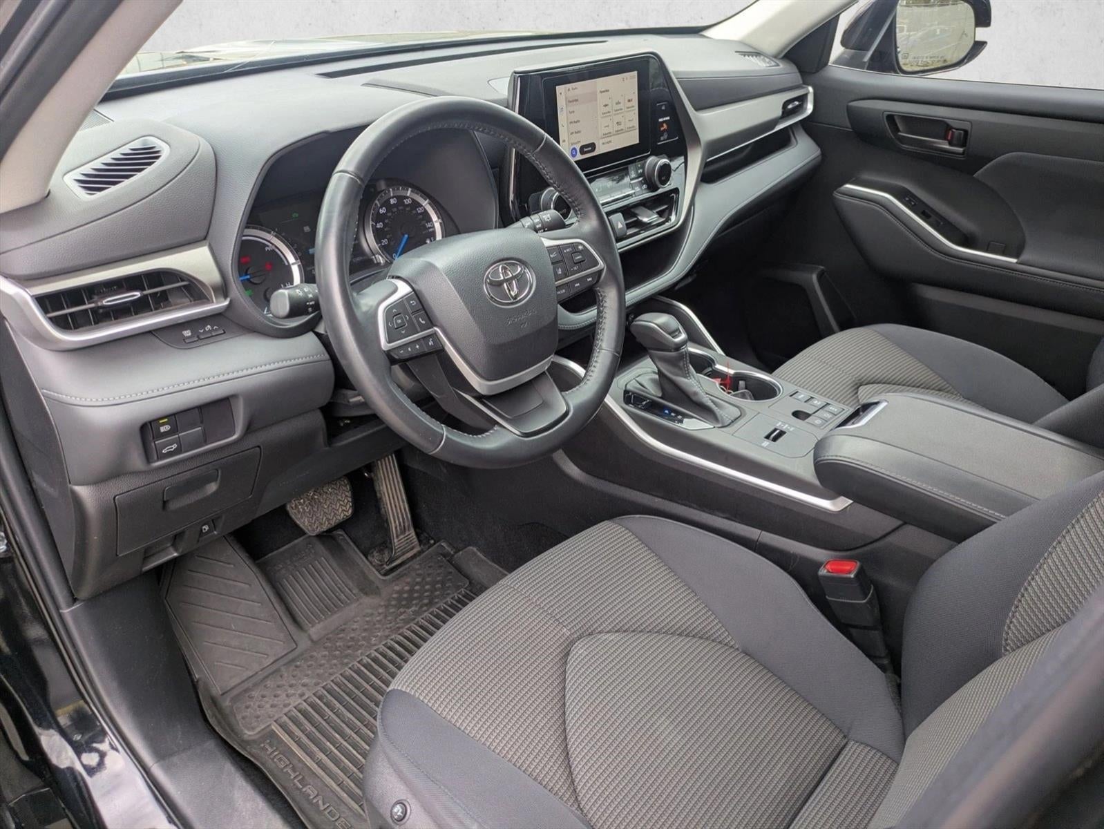 2023 Toyota Highlander Hybrid LE AWD (Natl)