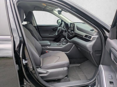 2023 Toyota Highlander Hybrid LE AWD (Natl)