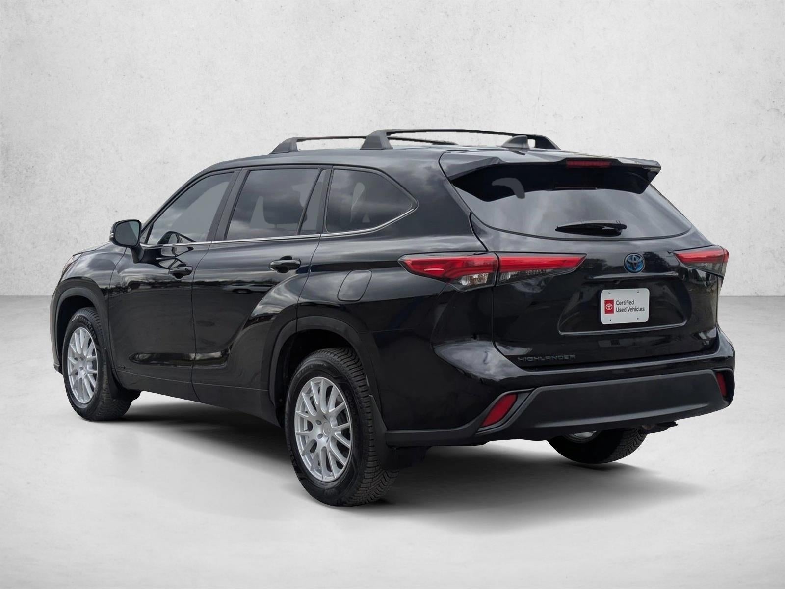 2023 Toyota Highlander Hybrid LE AWD (Natl)