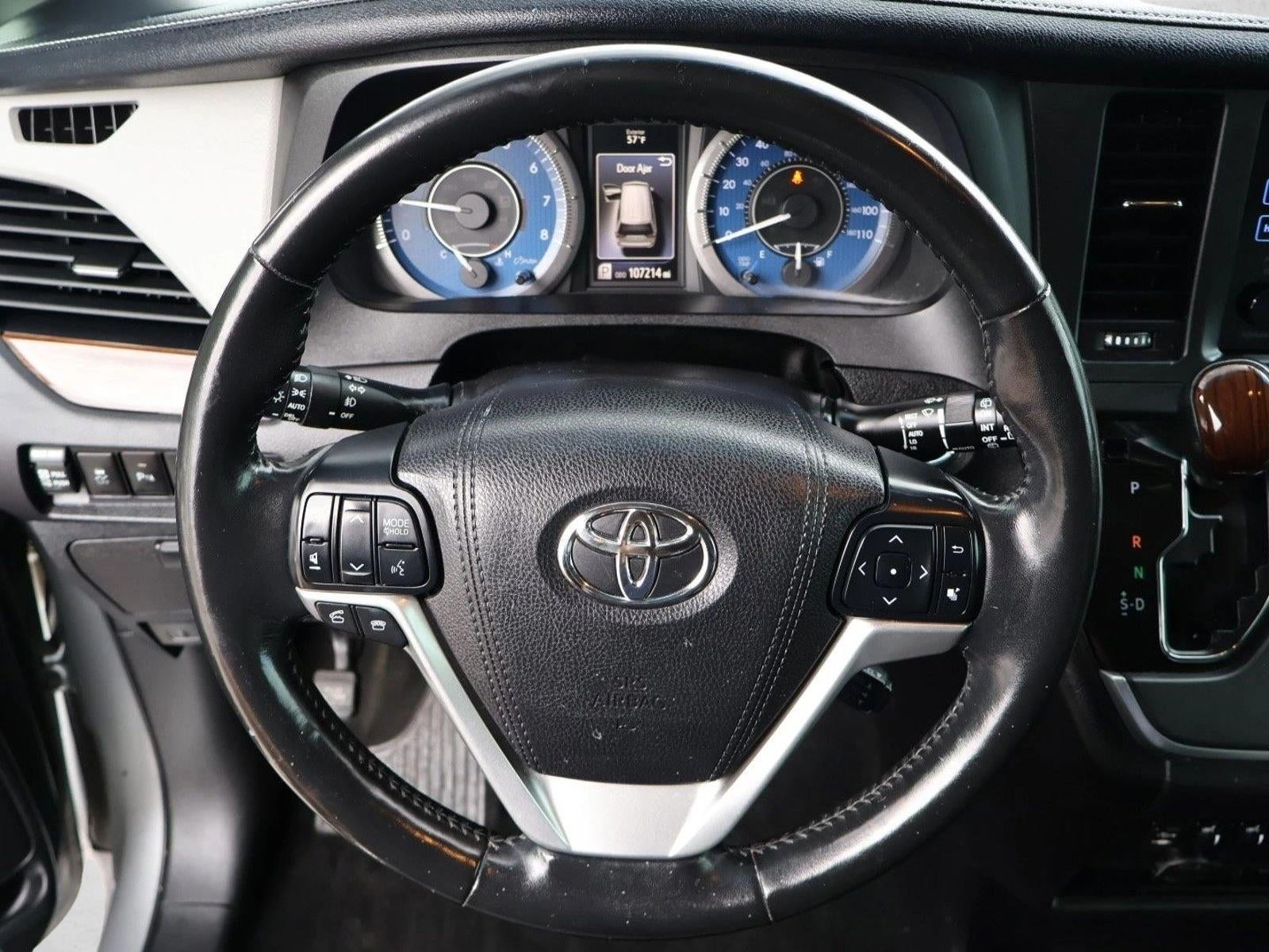 2017 Toyota Sienna Limited Premium AWD 7-Passenger (Natl)