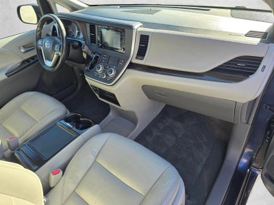 2018 Toyota Sienna XLE AWD 7-Passenger (Natl)