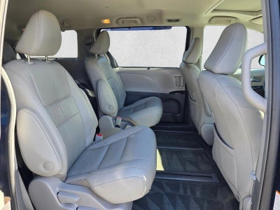 2018 Toyota Sienna XLE AWD 7-Passenger (Natl)