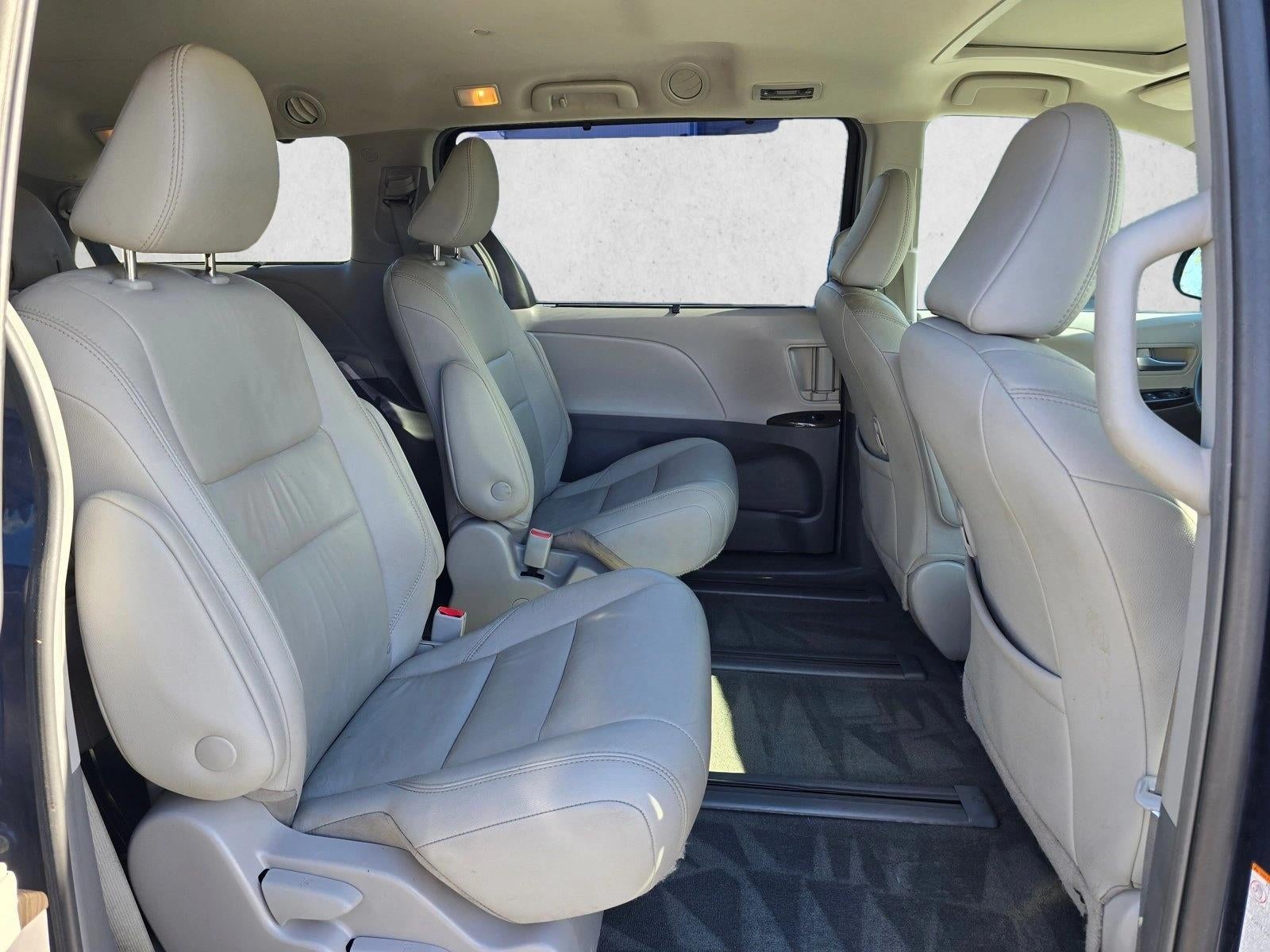 2018 Toyota Sienna XLE AWD 7-Passenger (Natl)