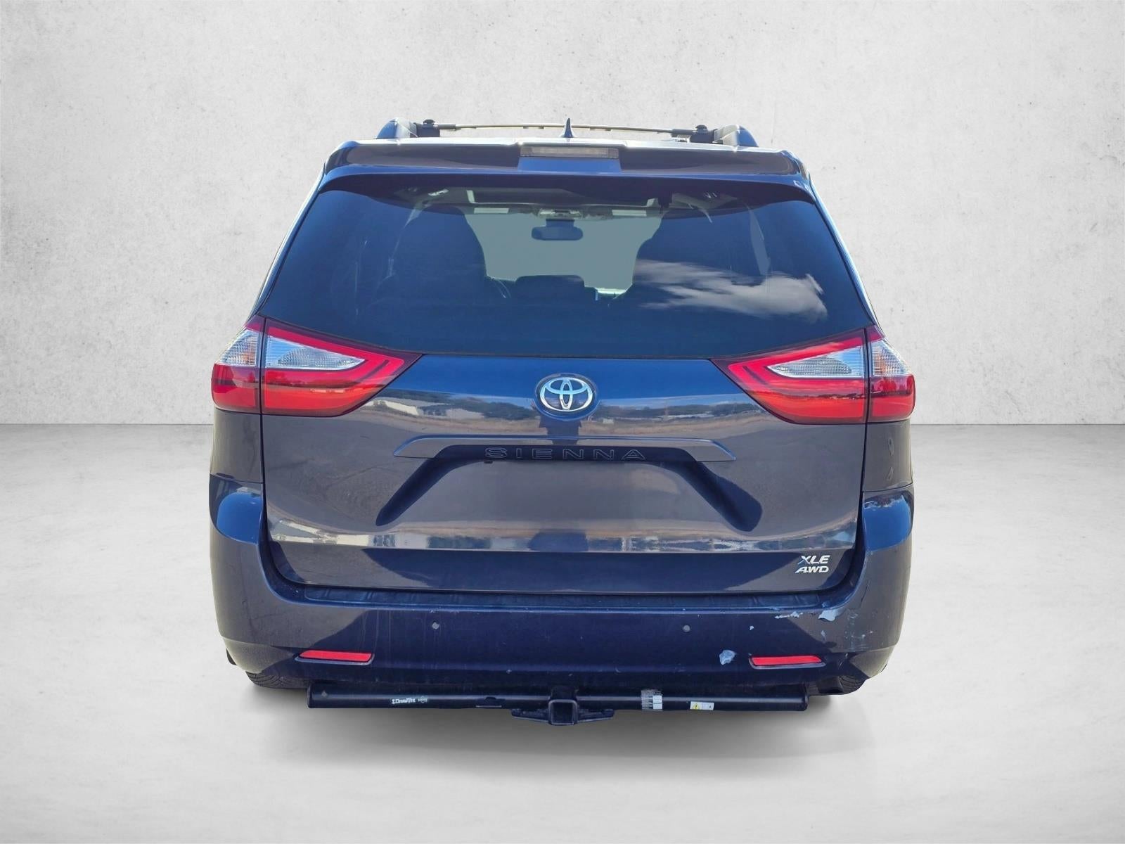 2018 Toyota Sienna XLE AWD 7-Passenger (Natl)